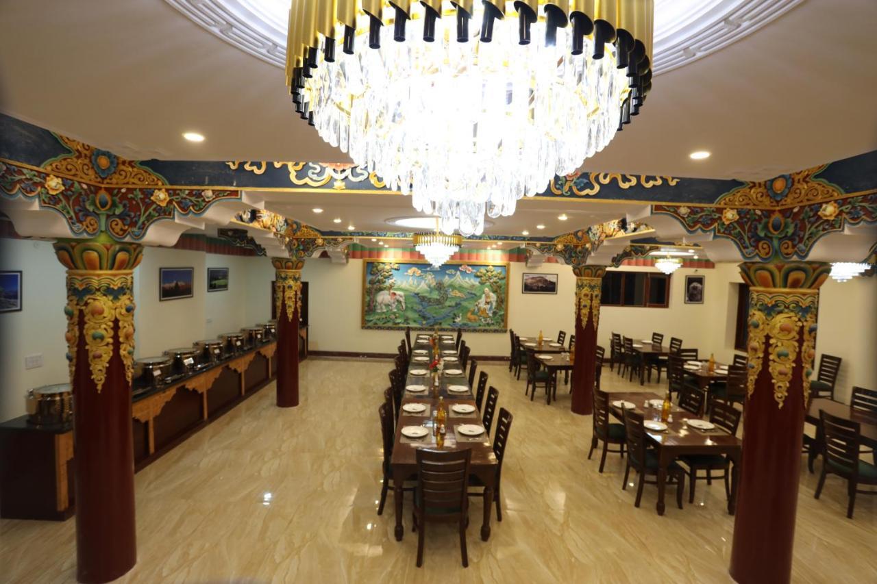 Hotel The Grand Khasdan Лех Екстер'єр фото
