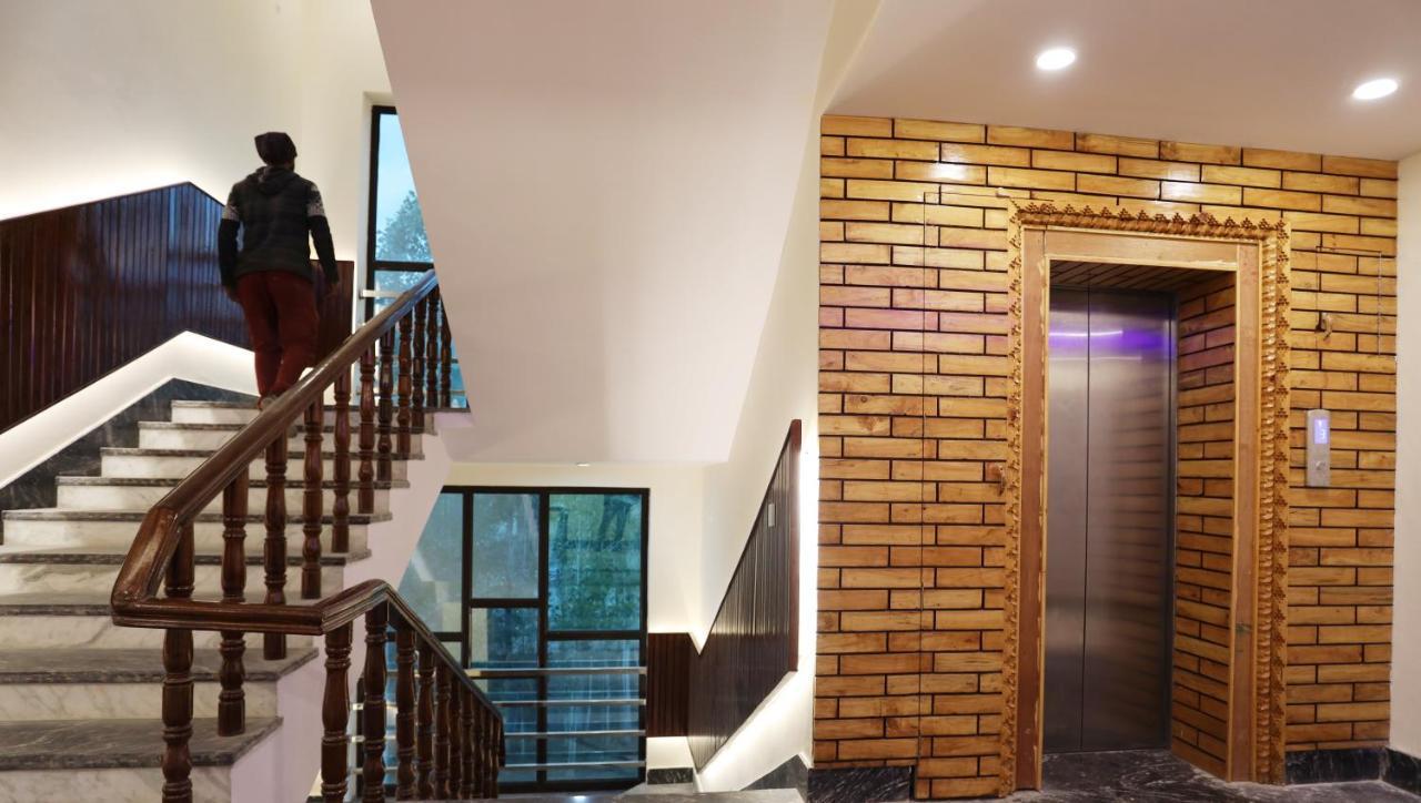 Hotel The Grand Khasdan Лех Екстер'єр фото